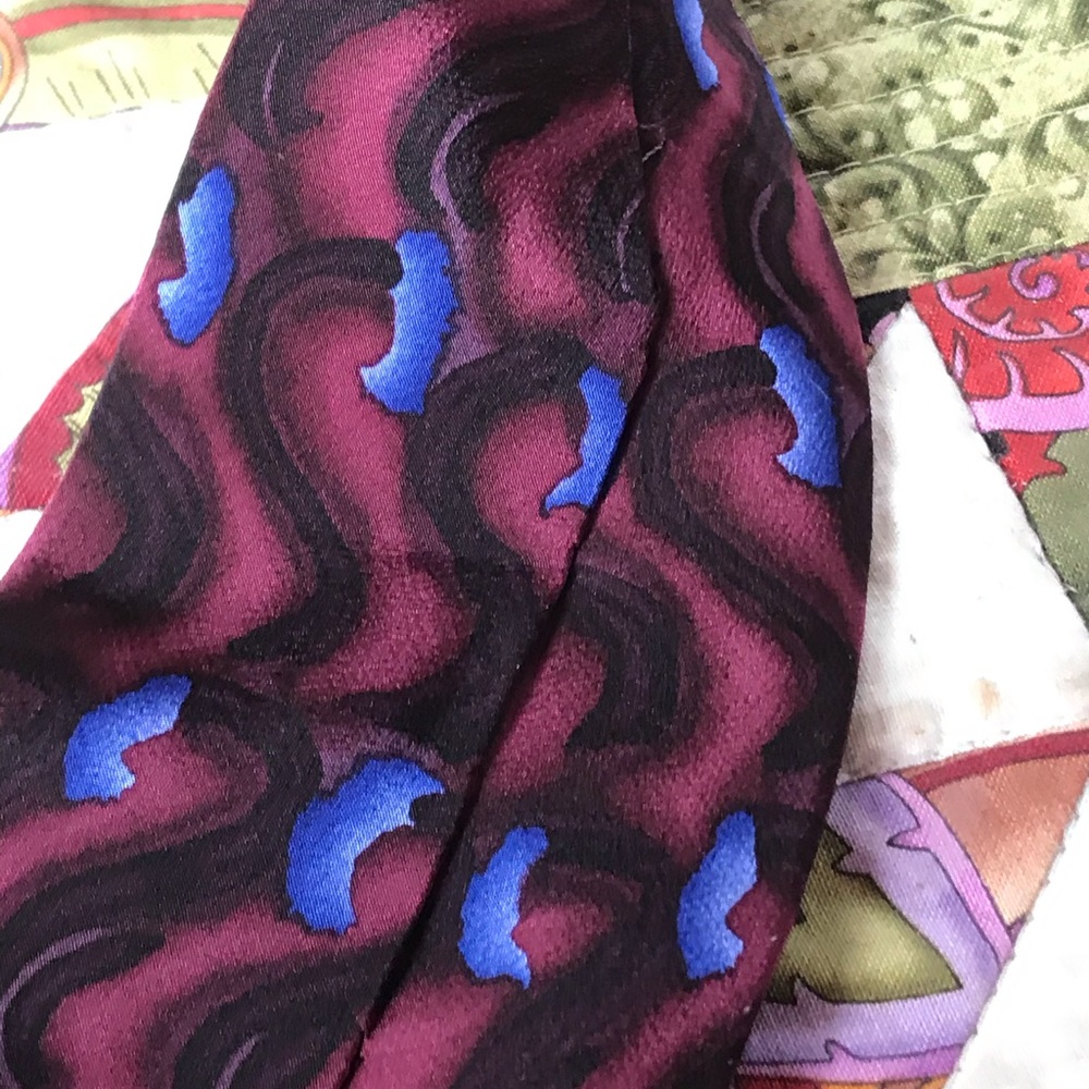 The Nature Conservancy Tie View 5